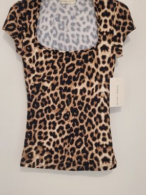 Leopard Scoop Neck Short Sleeve Top - Brown/Black XS NWT